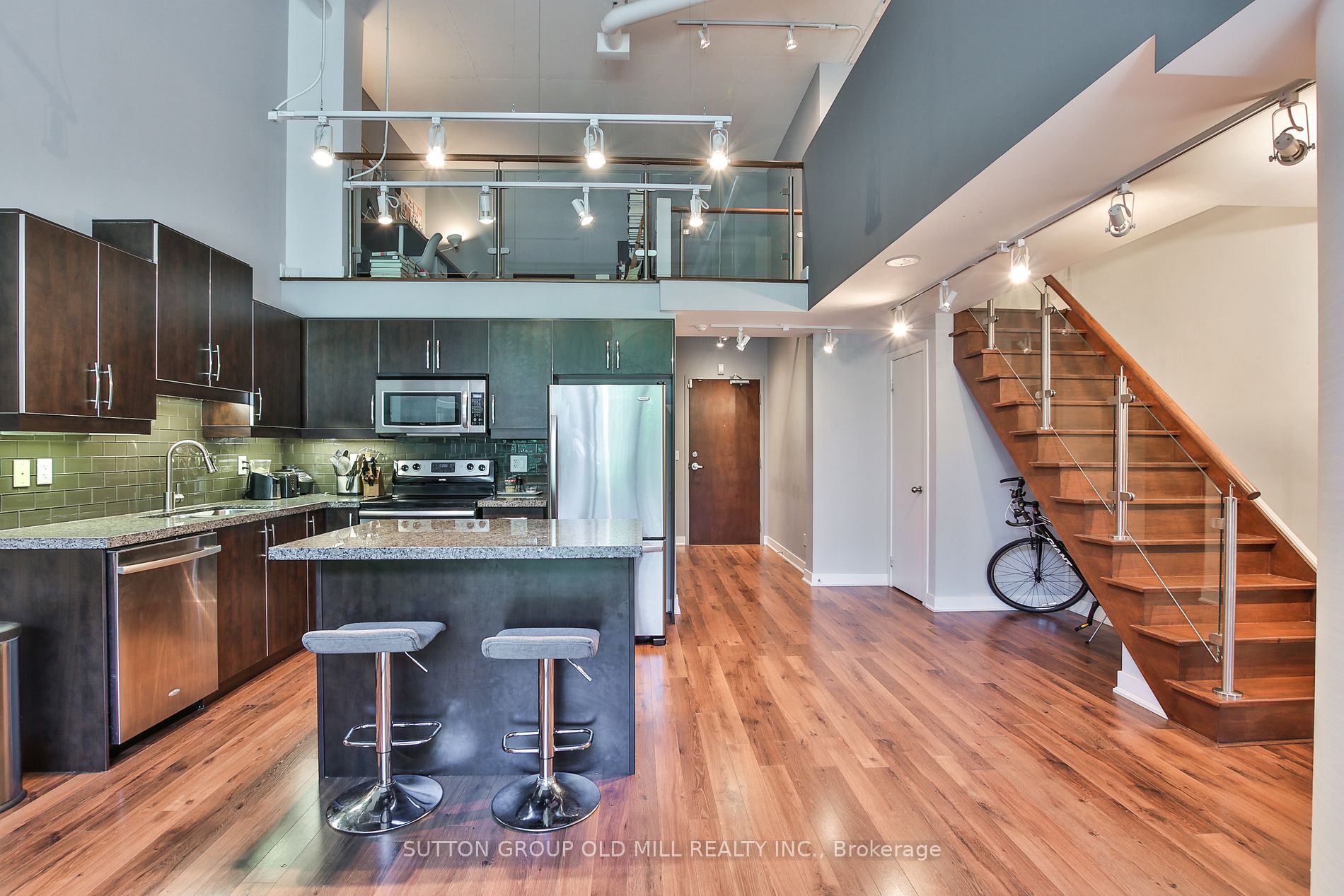 2 Fieldway Rd, #107
