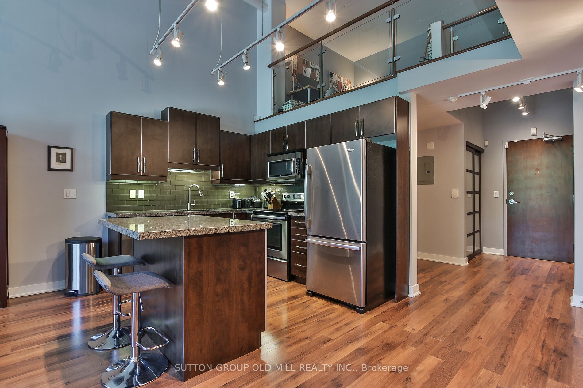 2 Fieldway Rd, #107