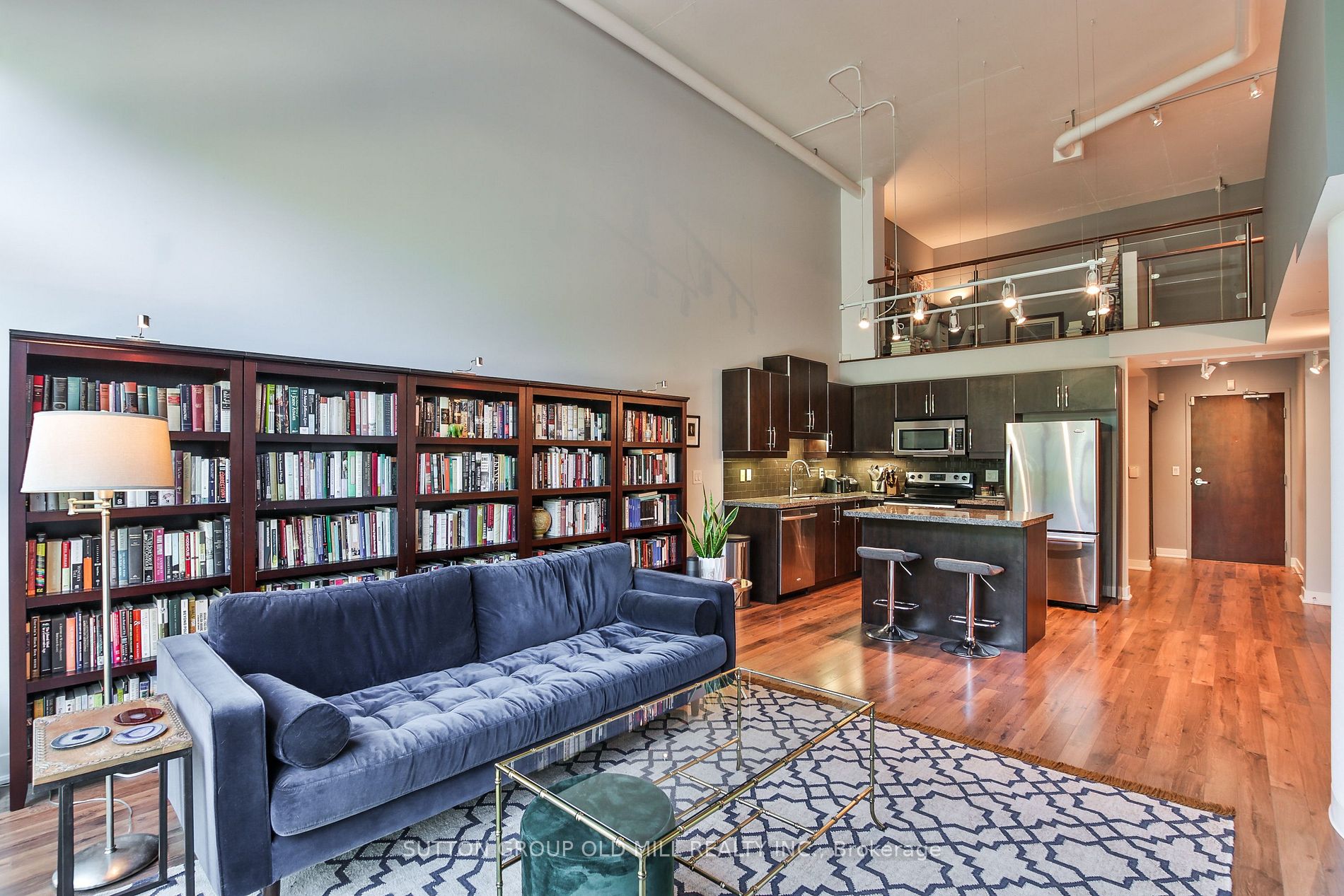 2 Fieldway Rd, #107