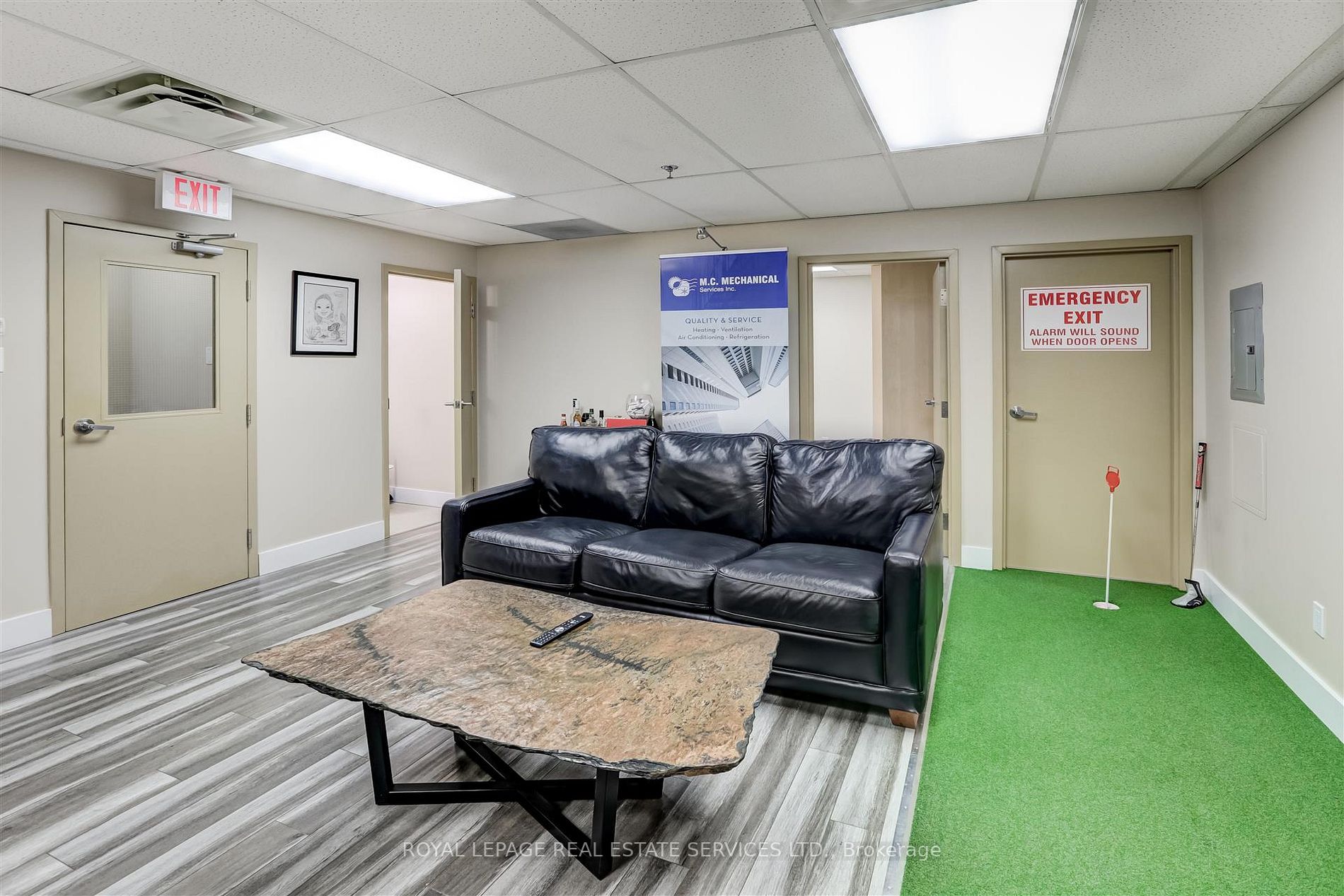 21 Signal Hill Ave, #2