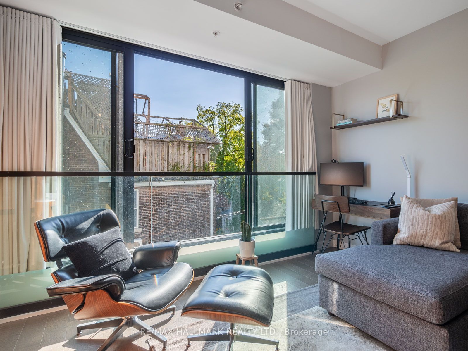 530 Indian Grove, #318