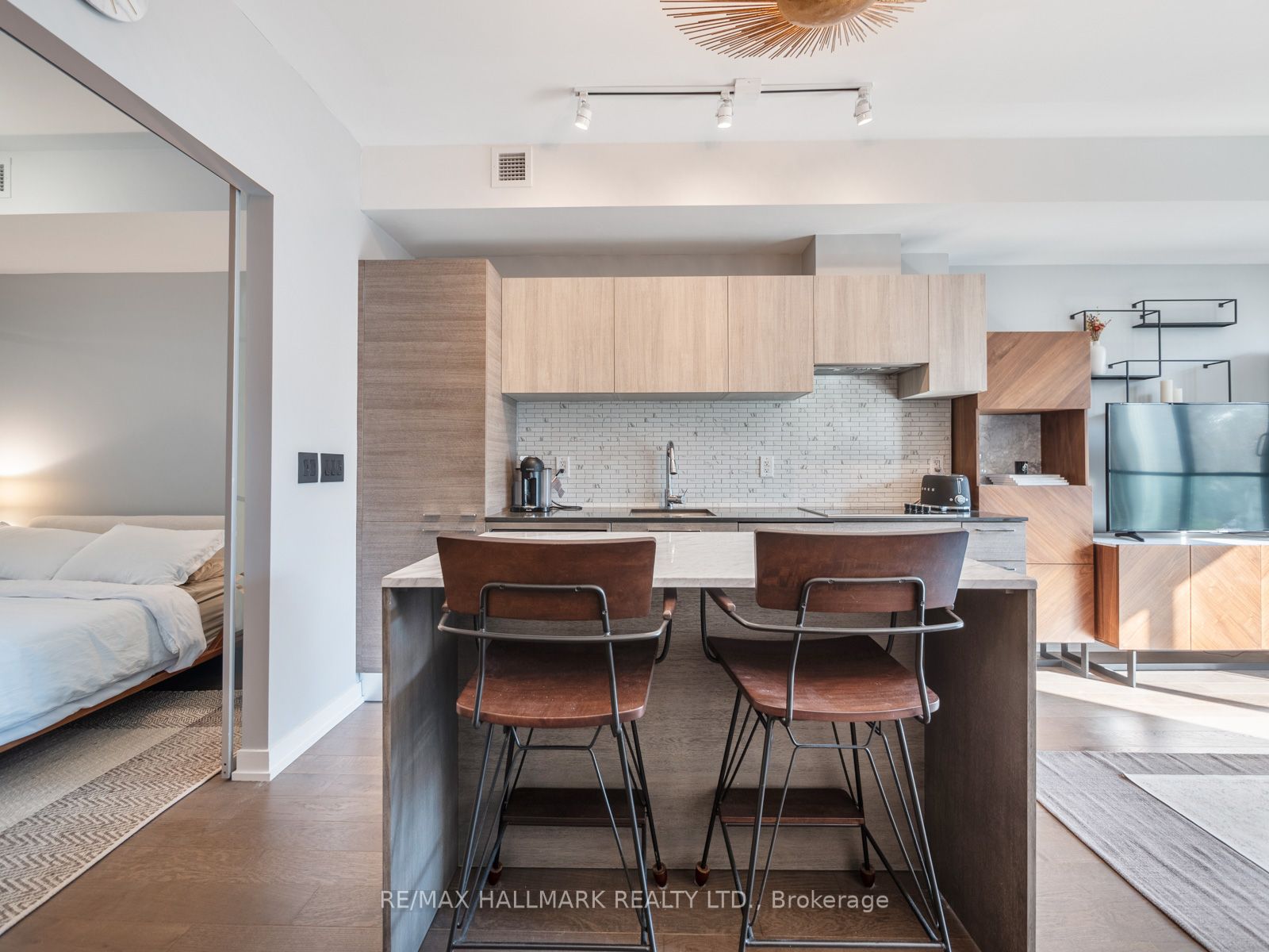 530 Indian Grove, #318