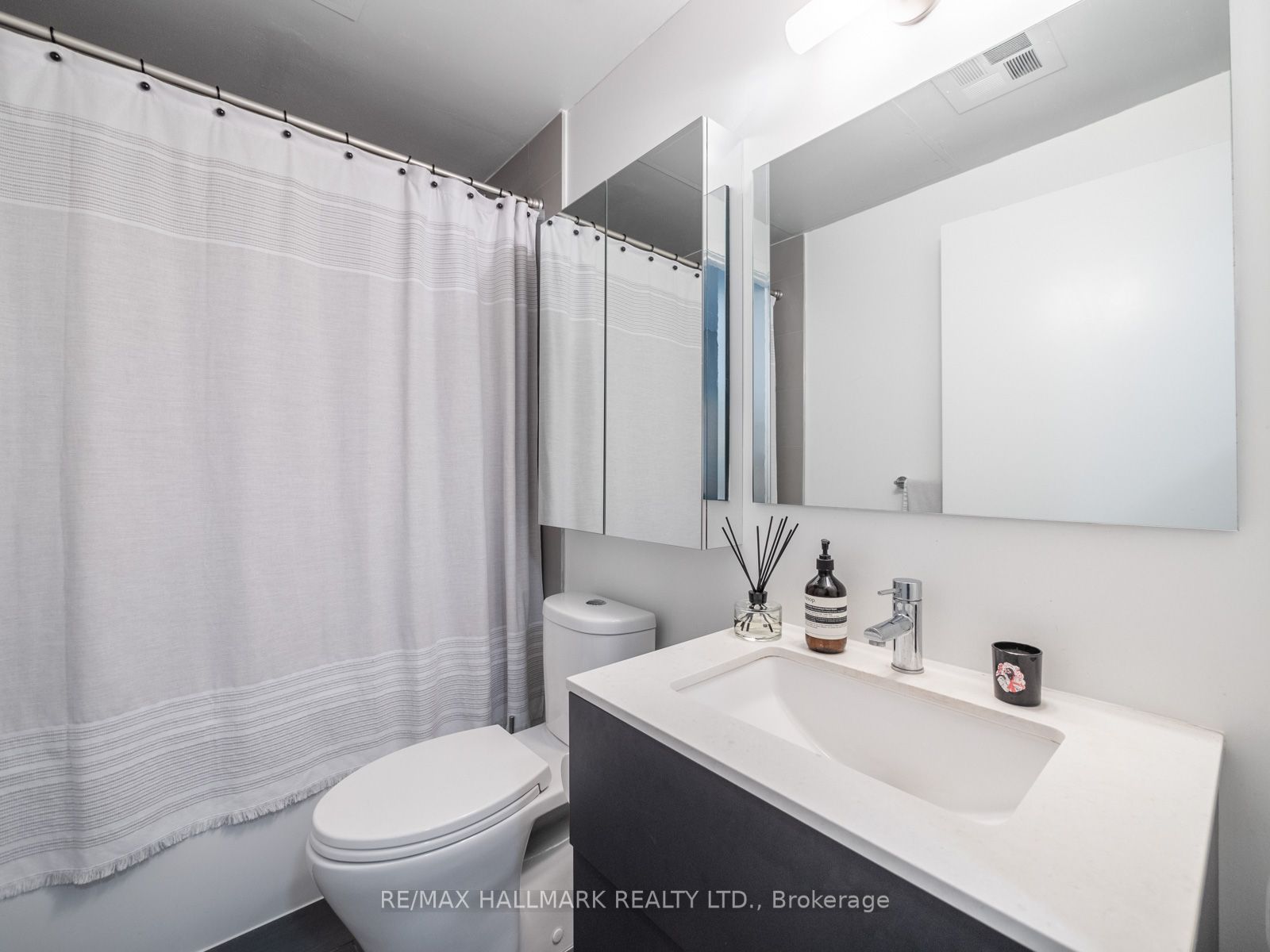 530 Indian Grove, #318