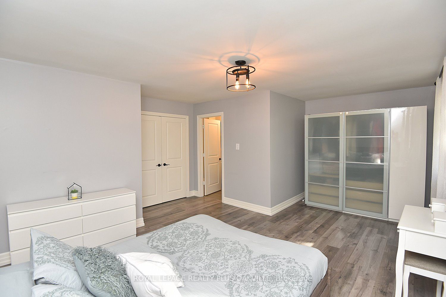 4191 Longmoor Drive, #4