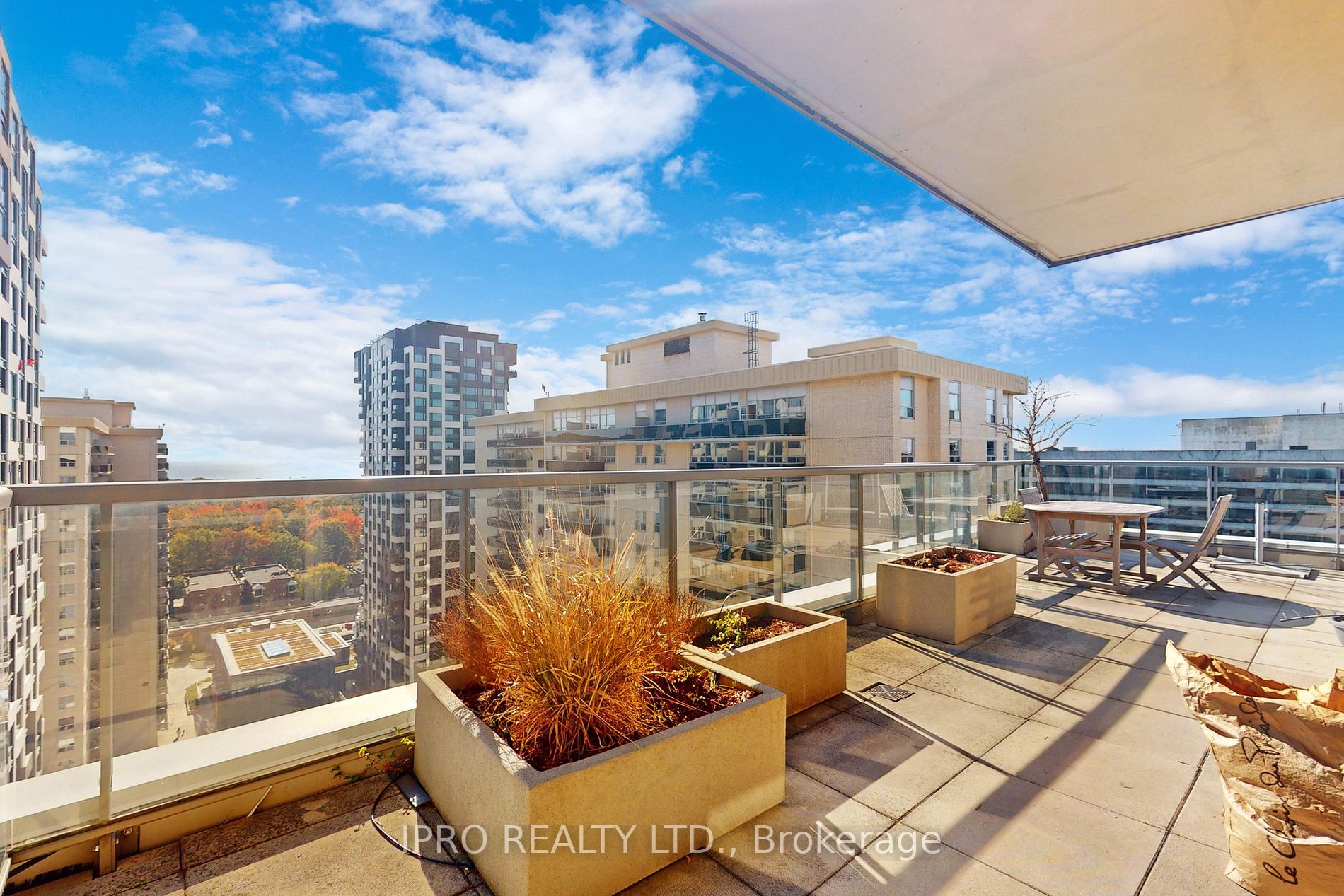 70 High Park Ave, #1804