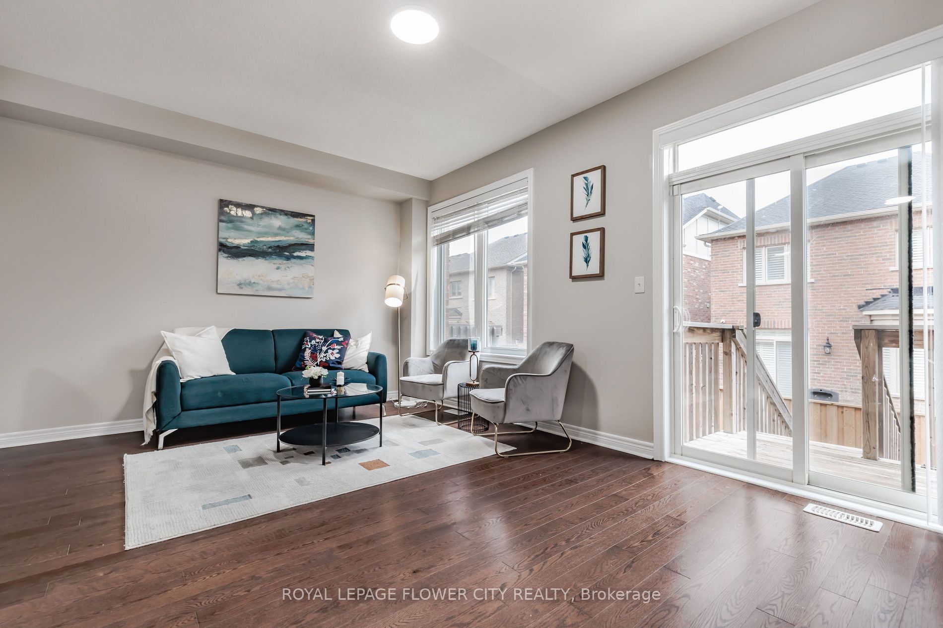 49 Hogan Manor Dr