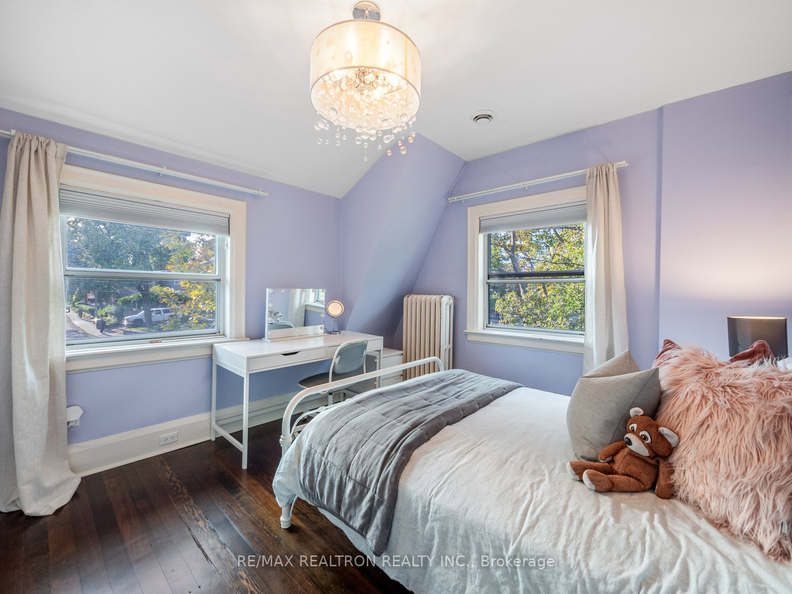57 Glenholme Ave