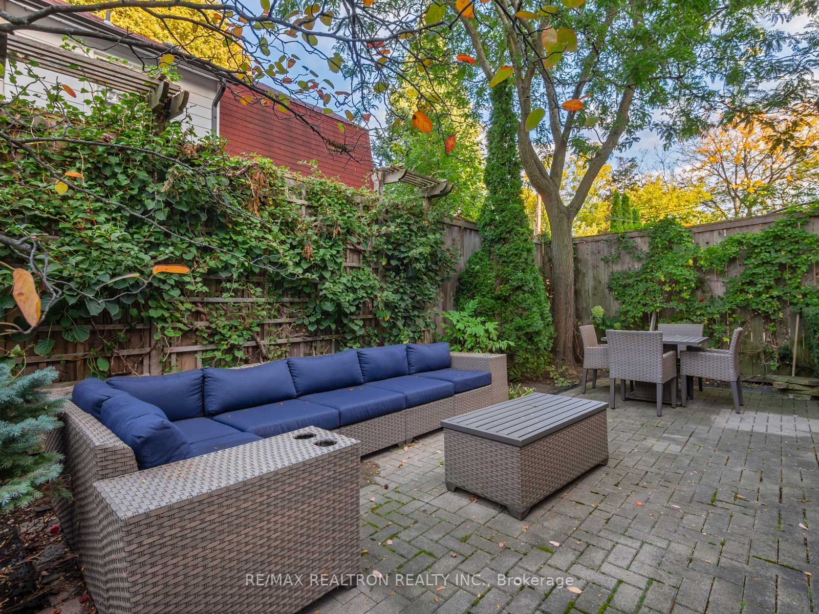 57 Glenholme Ave