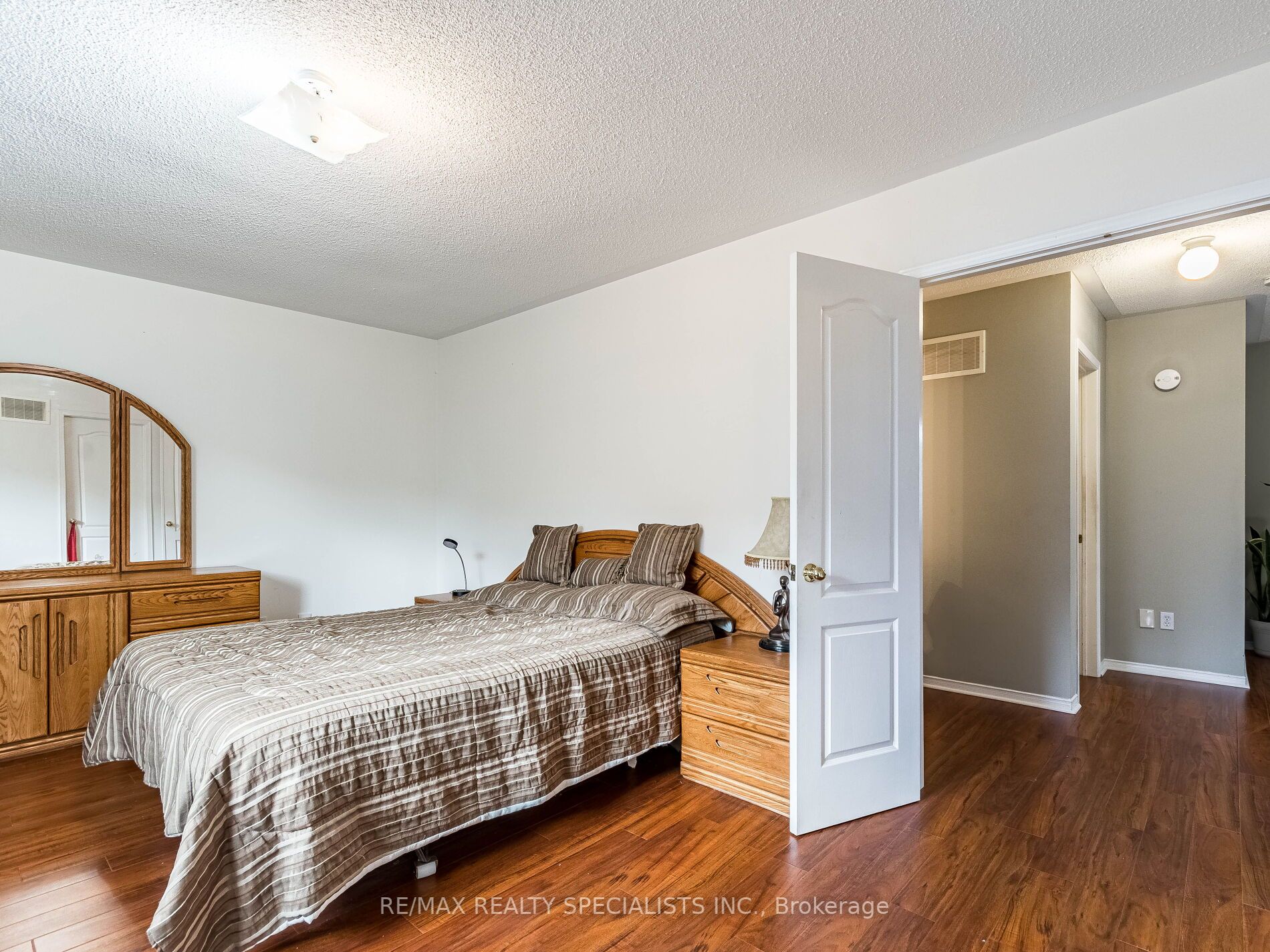 18 Tregate Cres
