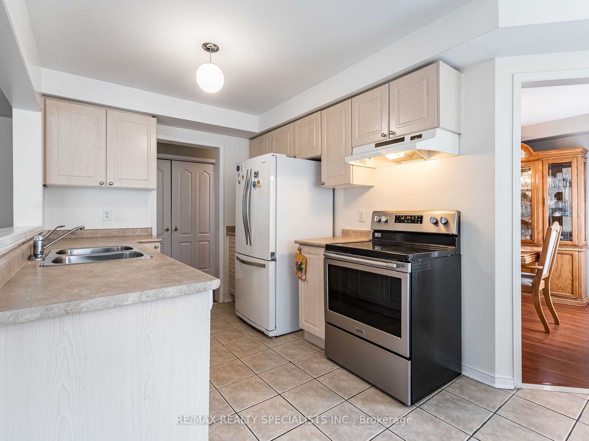 18 Tregate Cres