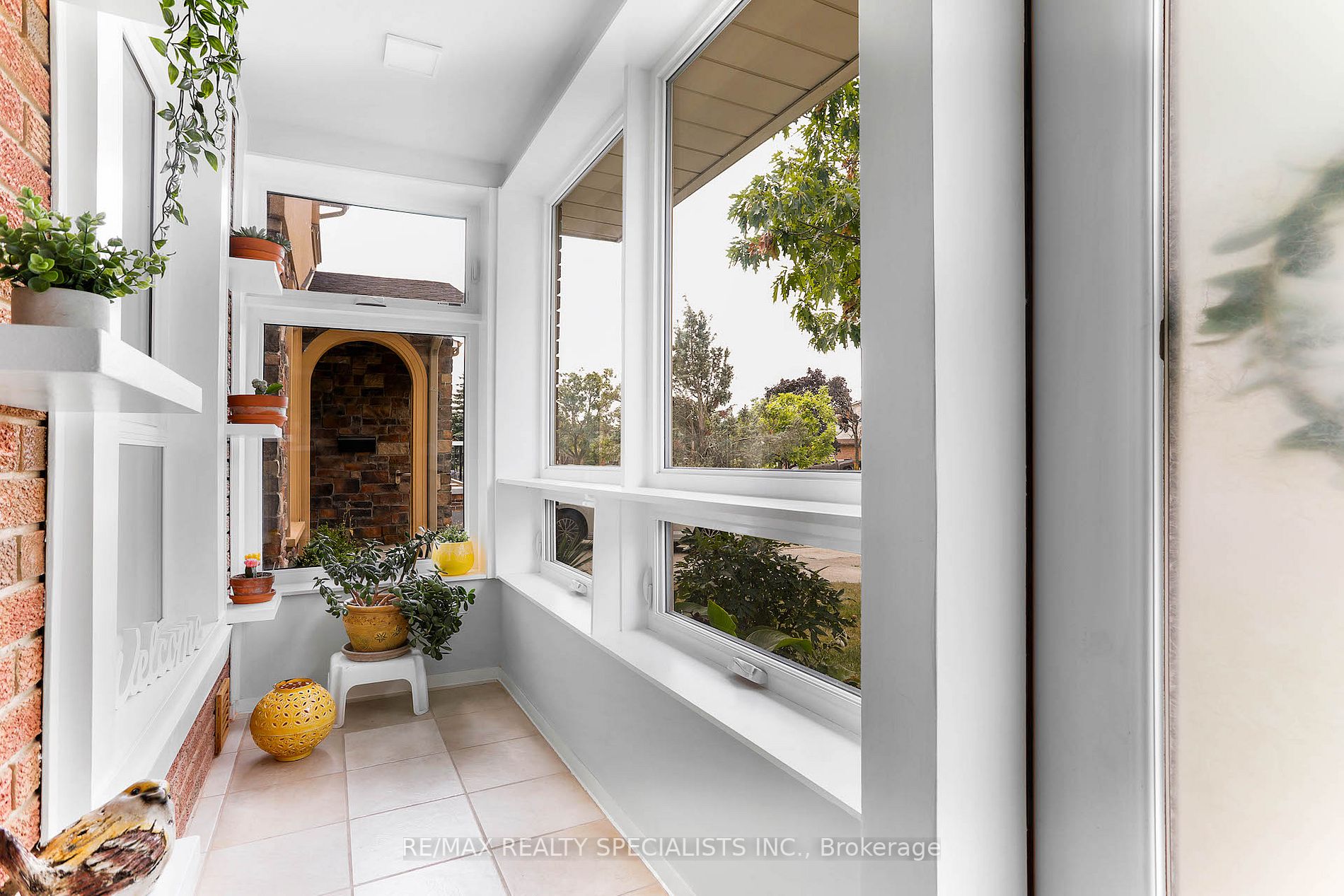 46 Simmons Boulevard