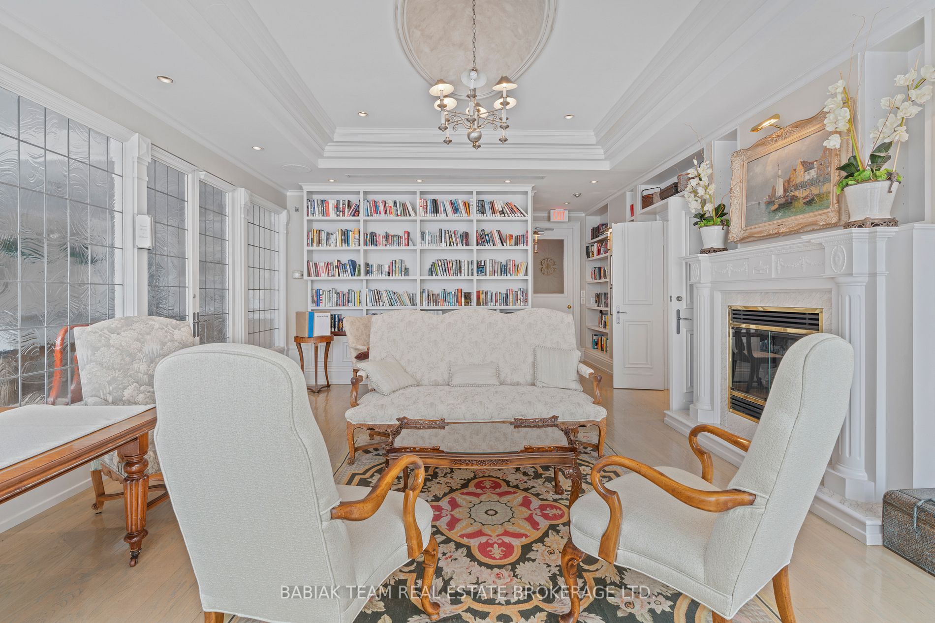 1 Ripley Ave, #302