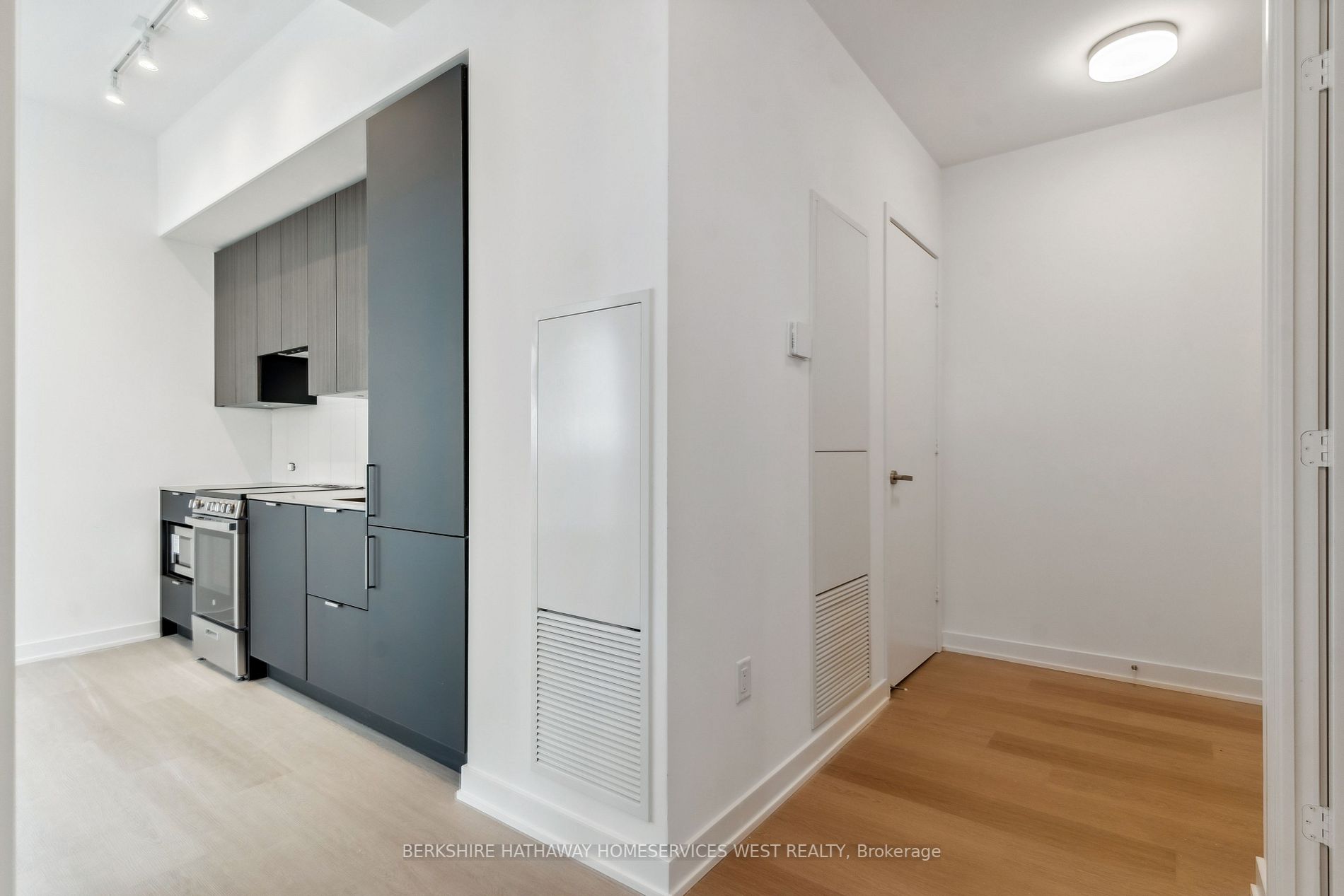 3883 Quartz Rd, #5504
