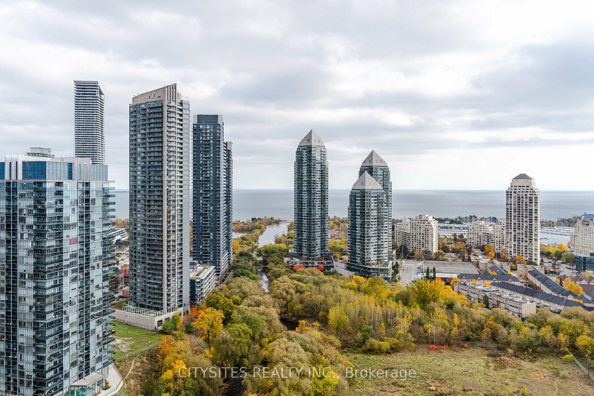 155 Legion Rd N, #Ph2913