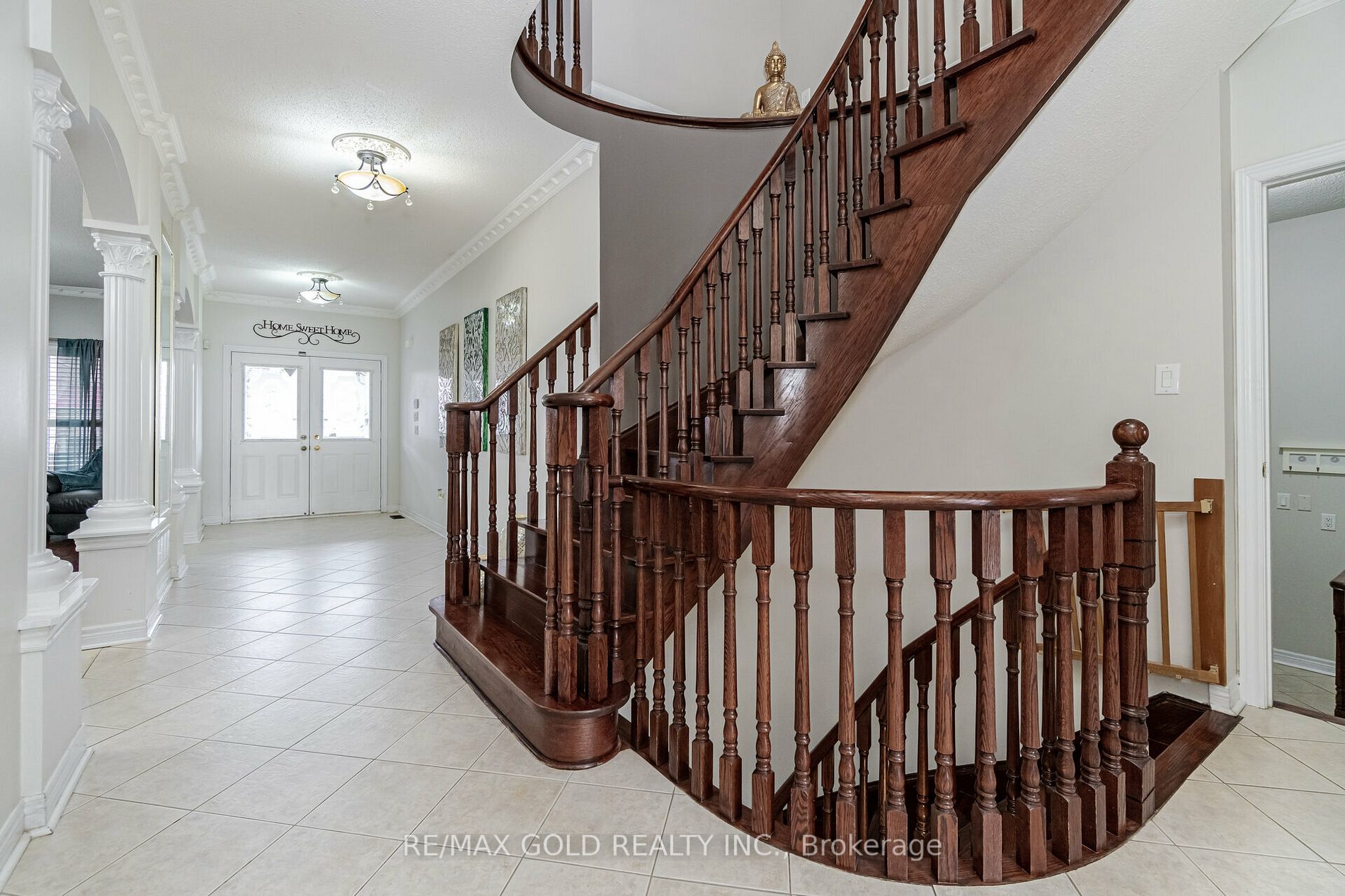 68 Runnymede Cres