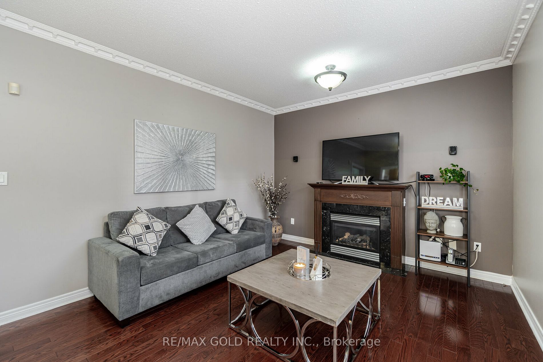 68 Runnymede Cres