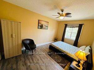 271 Thompson Rd