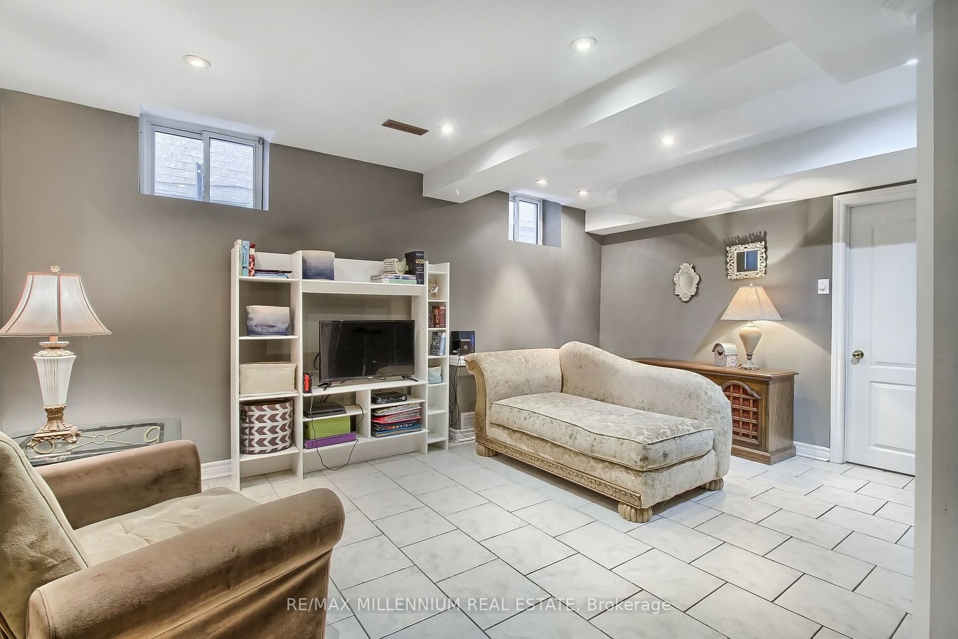 10 Prairie Rose Circ