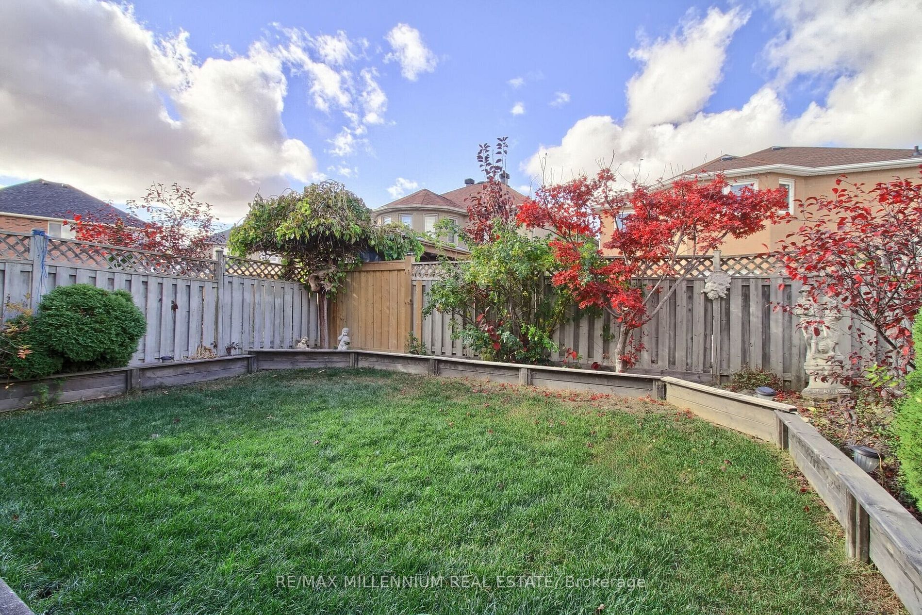 10 Prairie Rose Circ
