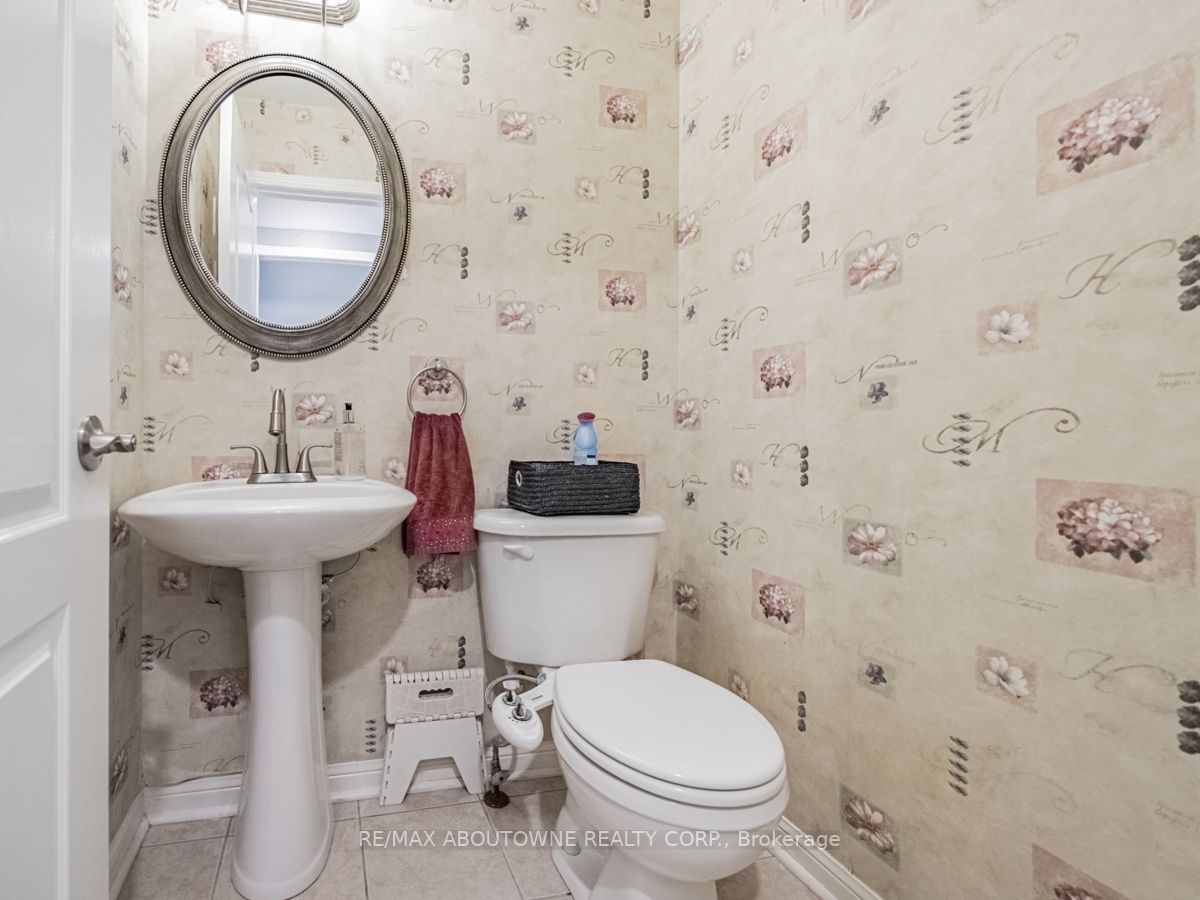 2329 Oakhaven Dr