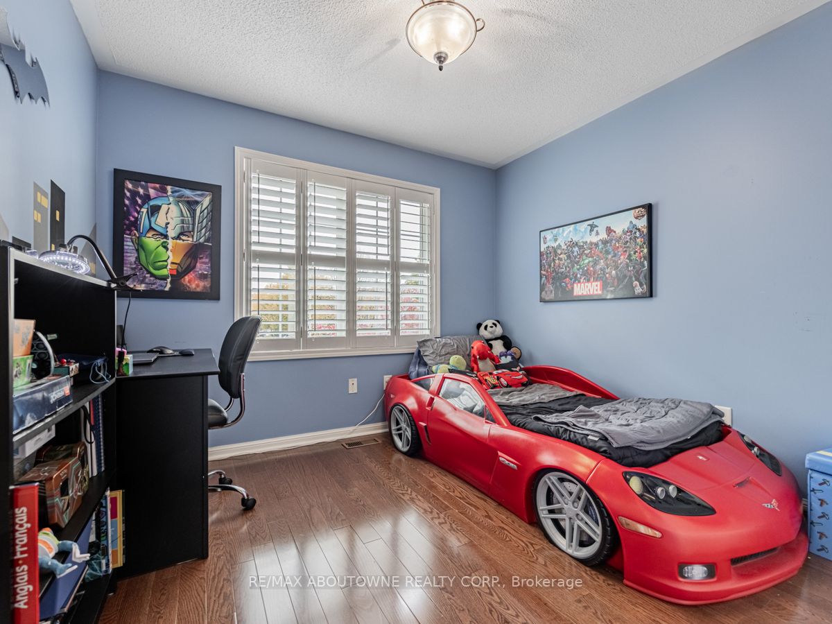 2329 Oakhaven Dr