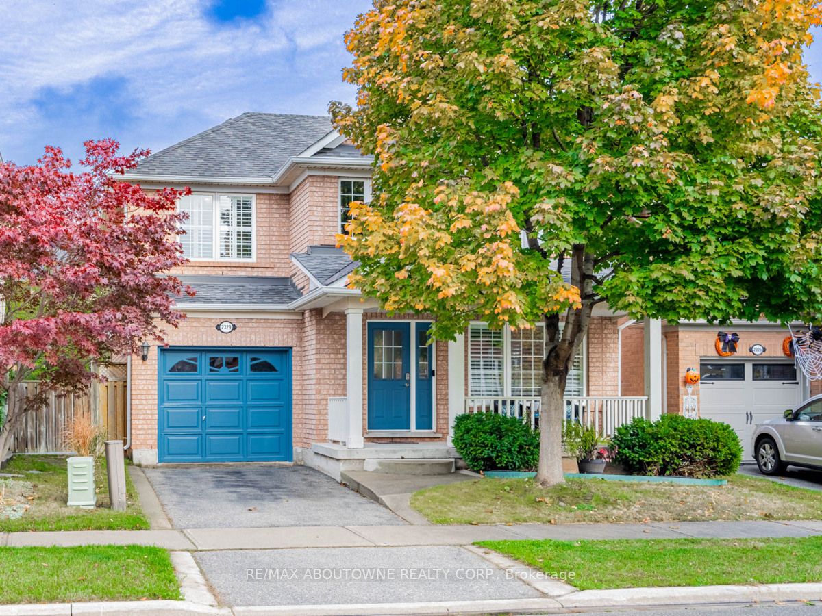 2329 Oakhaven Dr