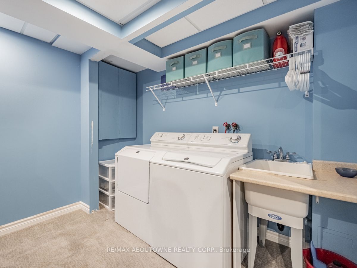 2329 Oakhaven Dr