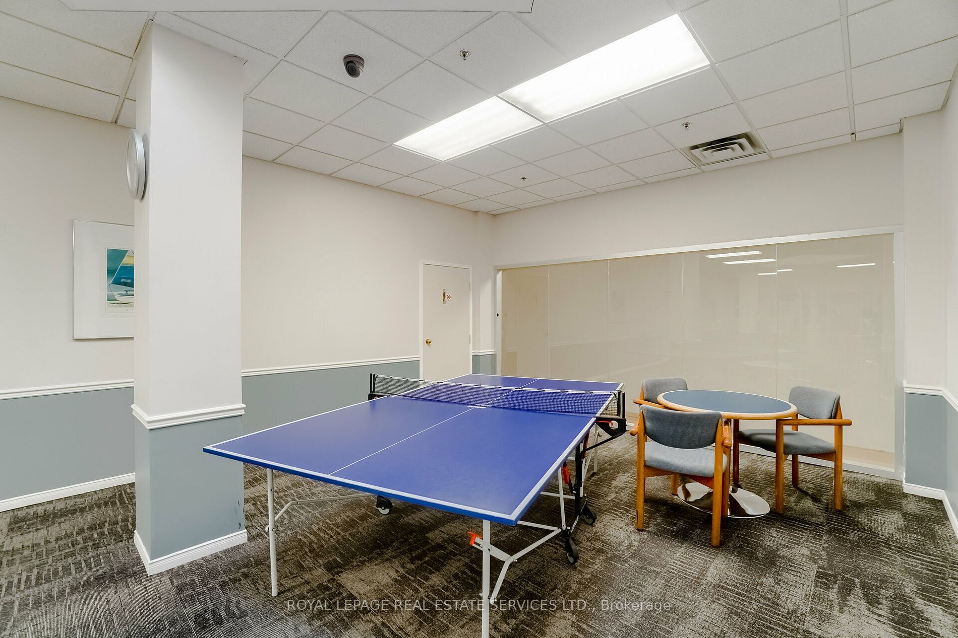 1270 Maple Crossing Blvd, #1612