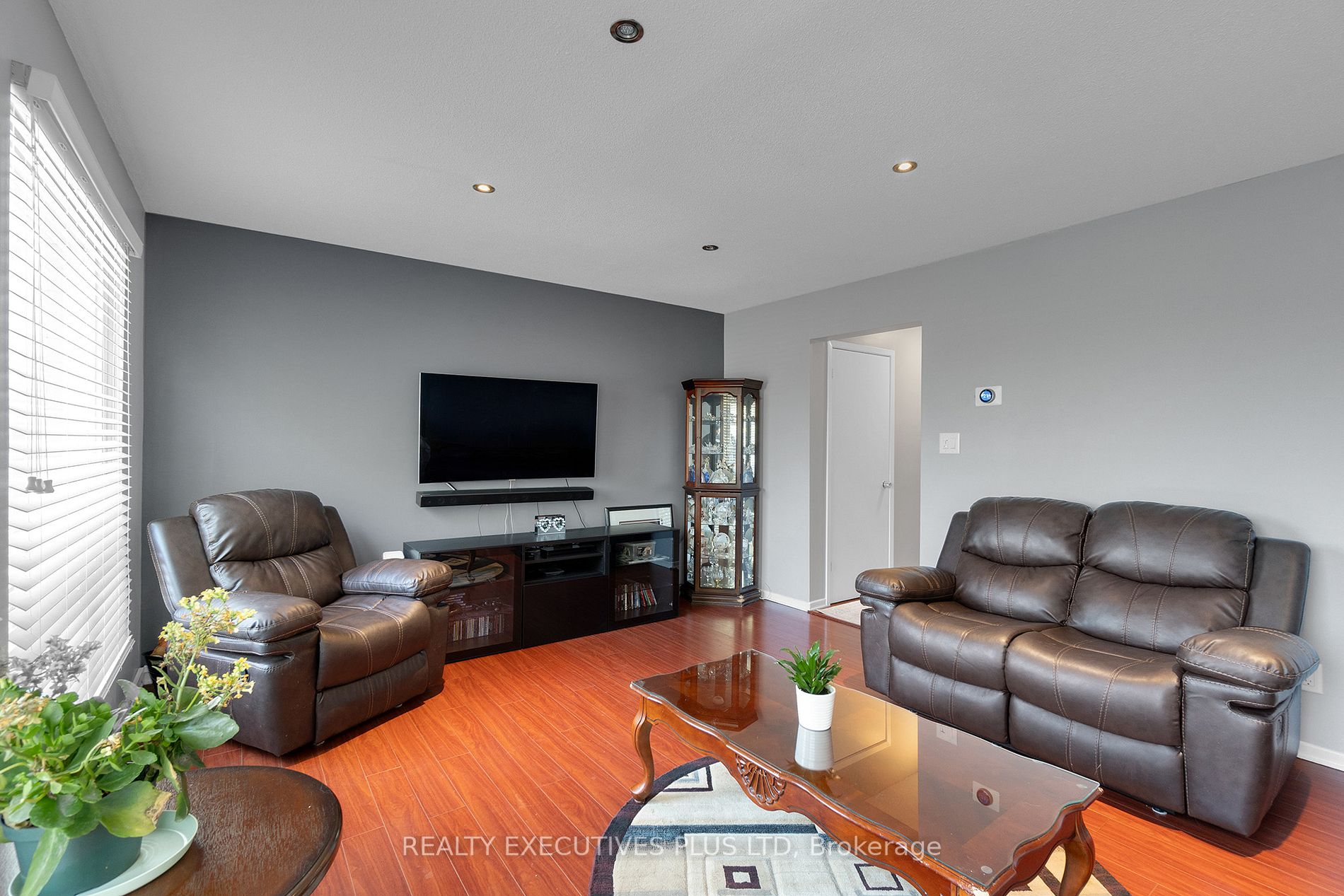 27 Sandringham Crt, #138