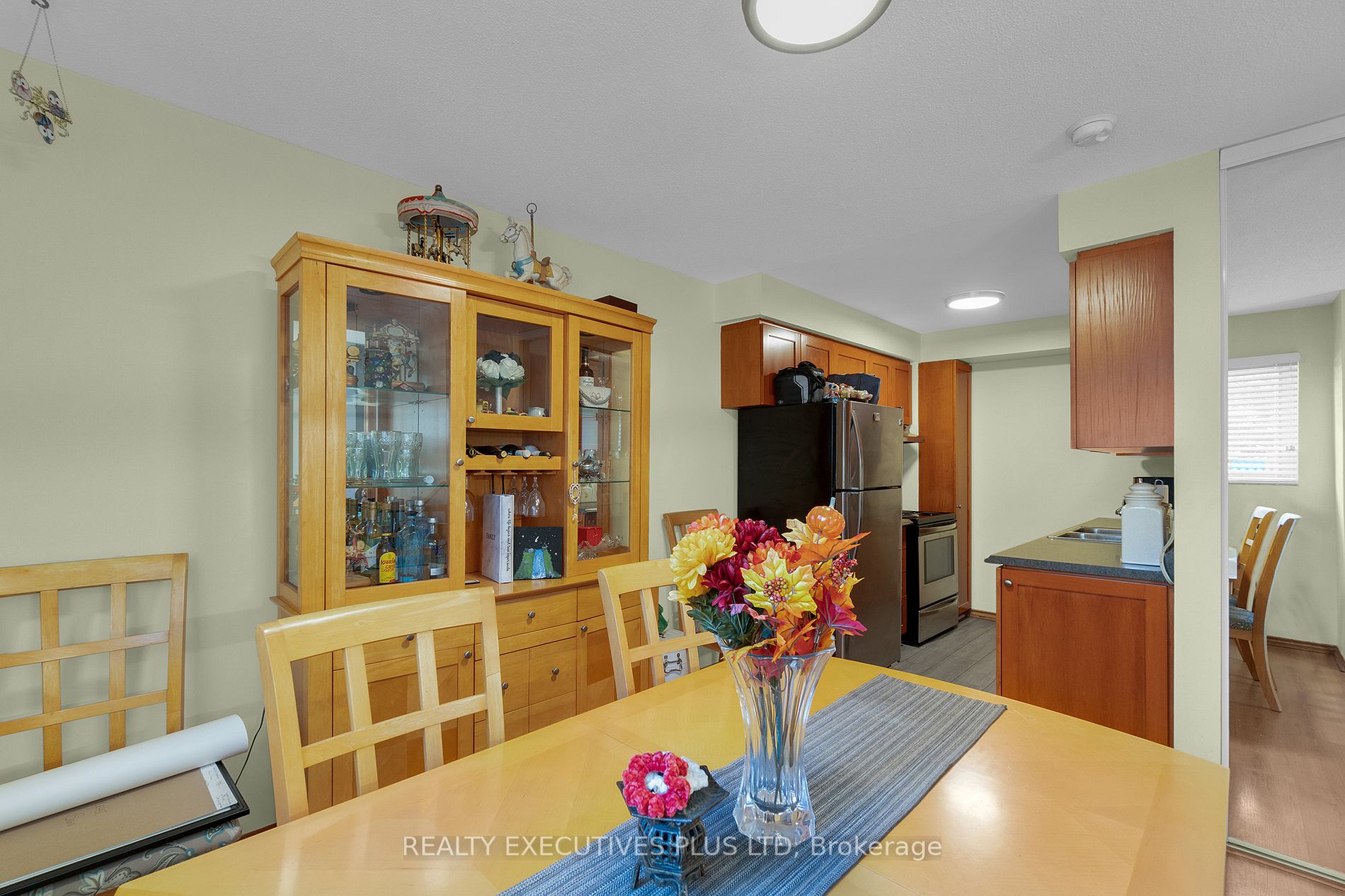 27 Sandringham Crt, #138