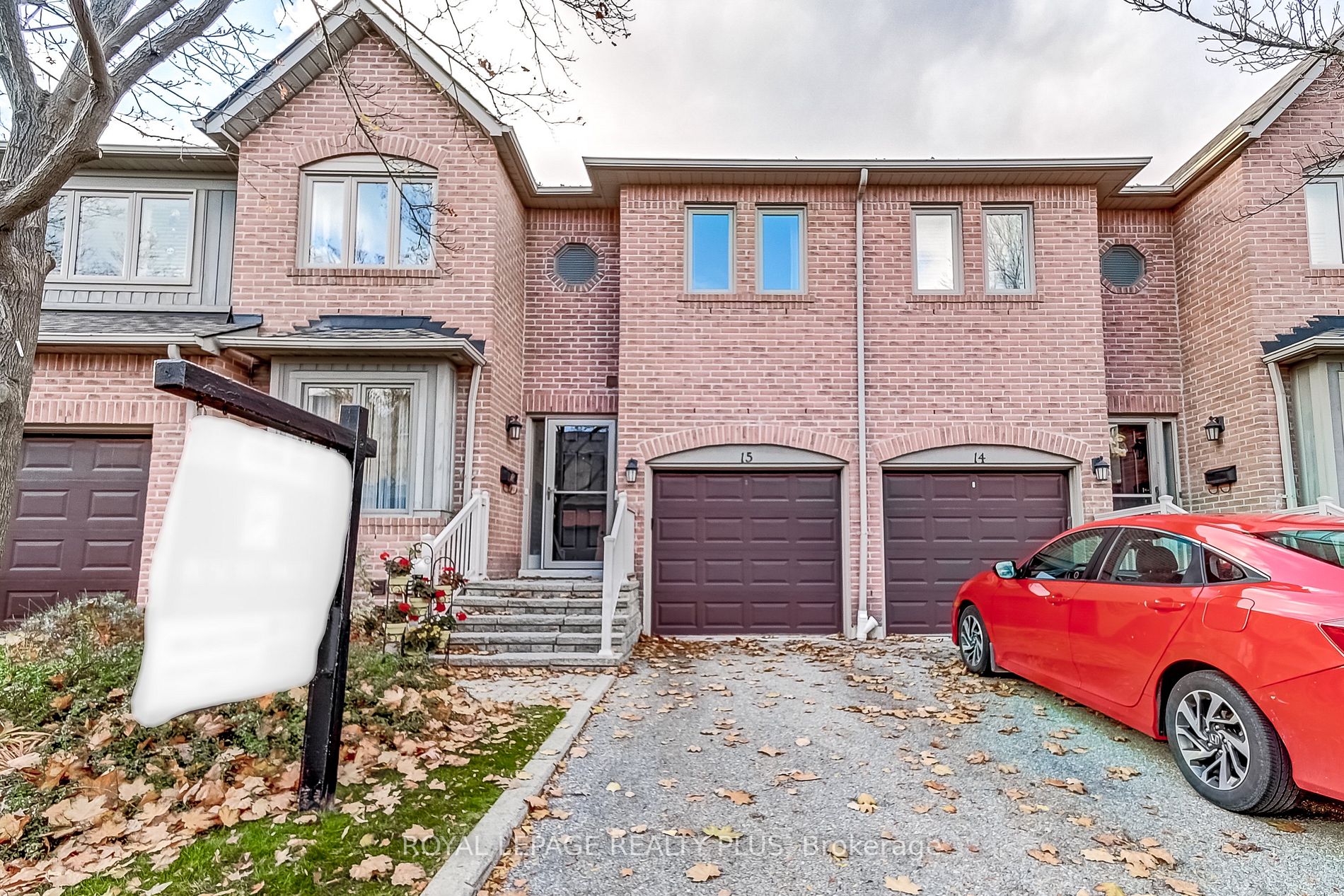 5490 Glen Erin Dr, #15