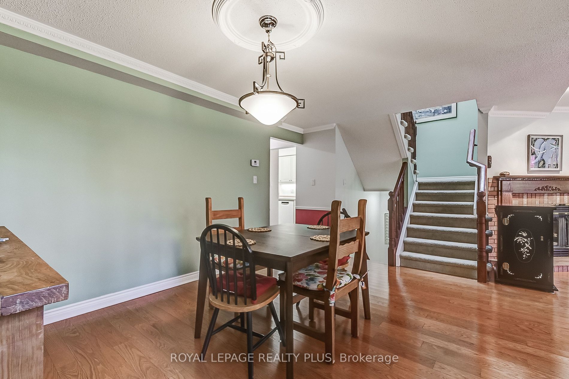 5490 Glen Erin Dr, #15