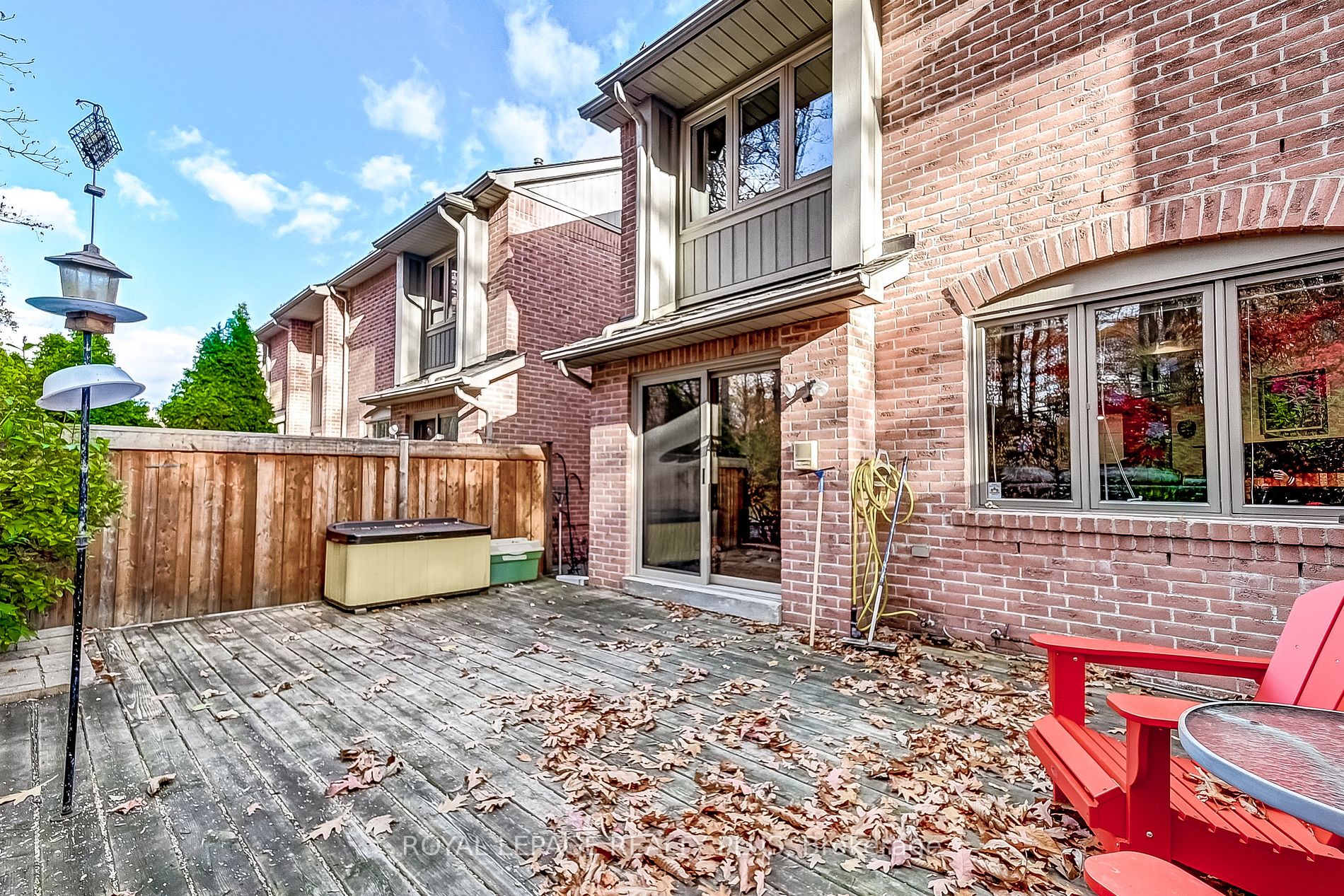 5490 Glen Erin Dr, #15