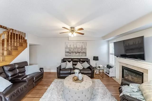 30 Penbridge Cres