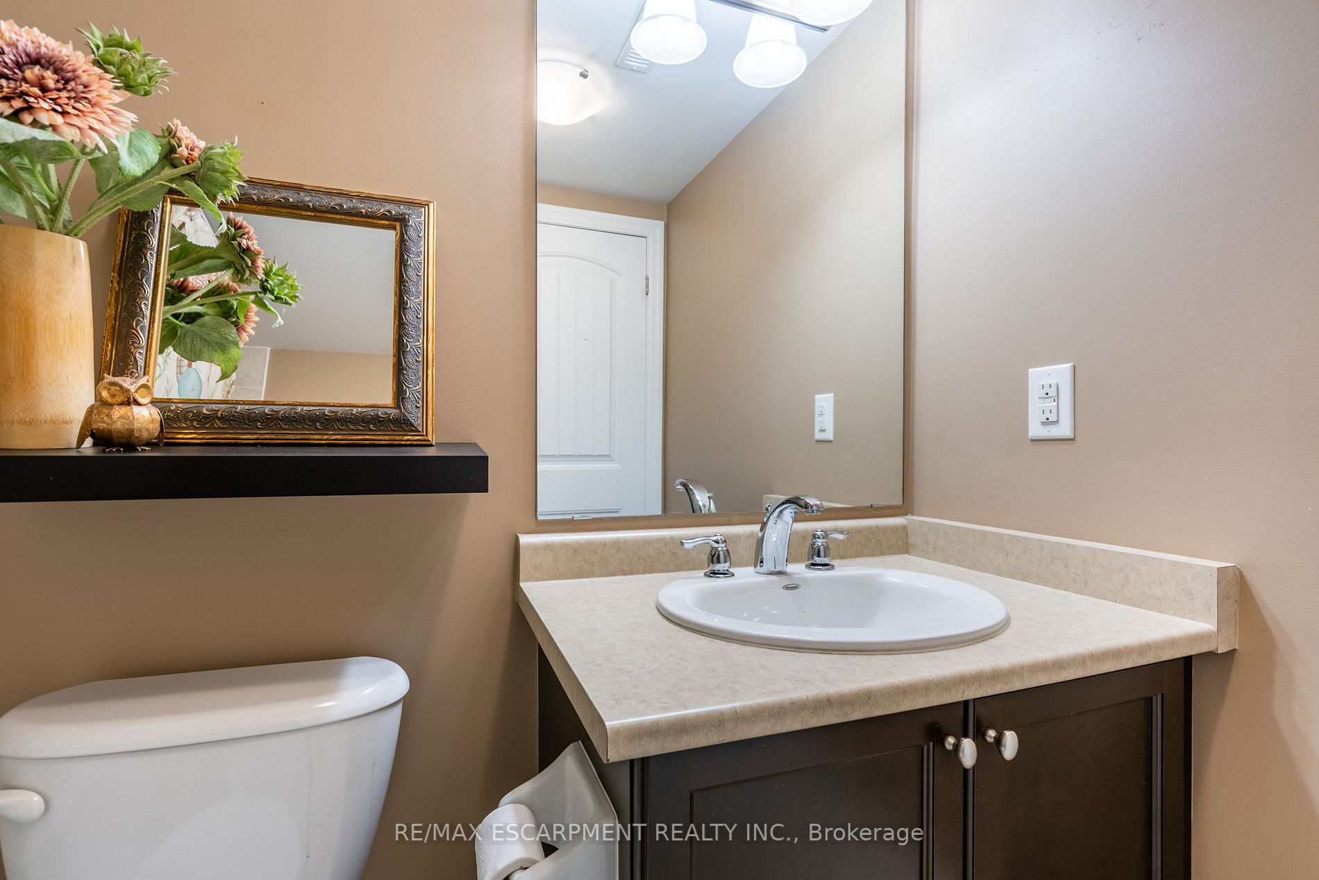 295 Holloway Terr