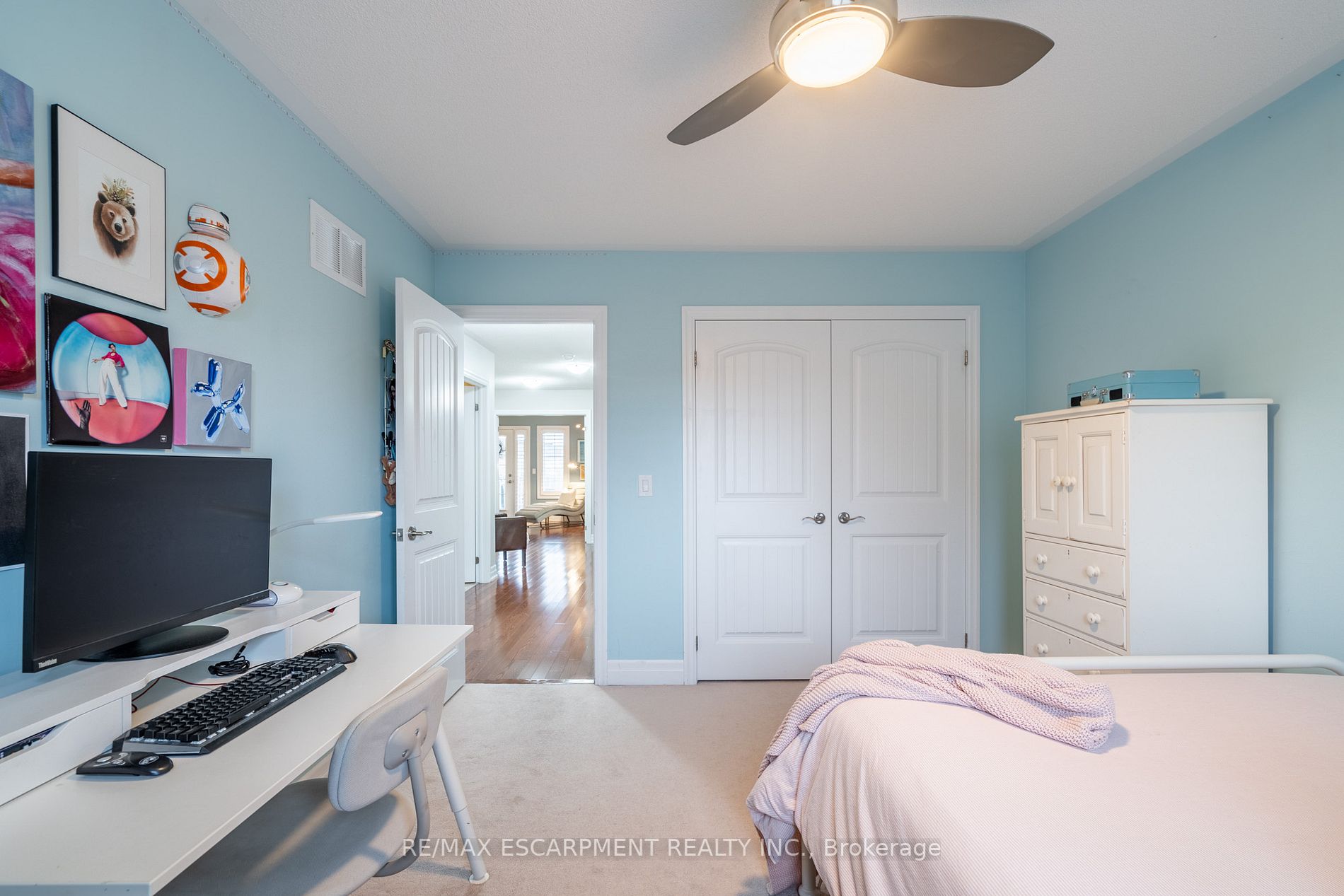 295 Holloway Terr