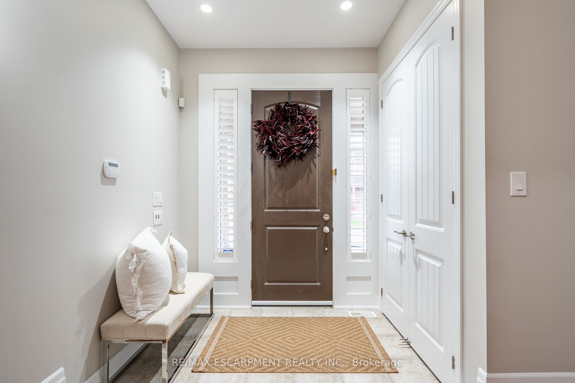 295 Holloway Terr