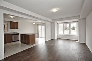 8 Poppythorn Rd