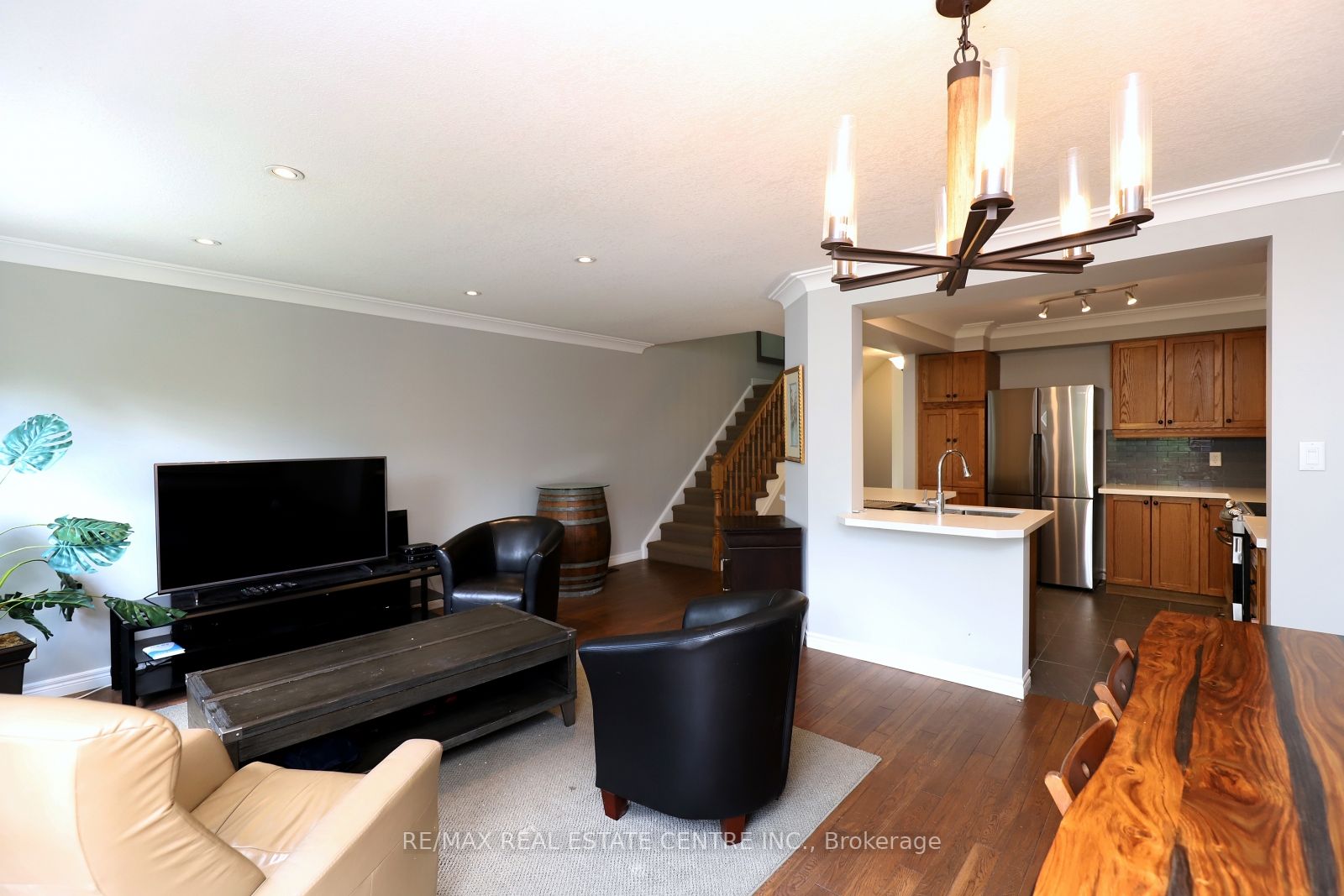130 Robert St, #26