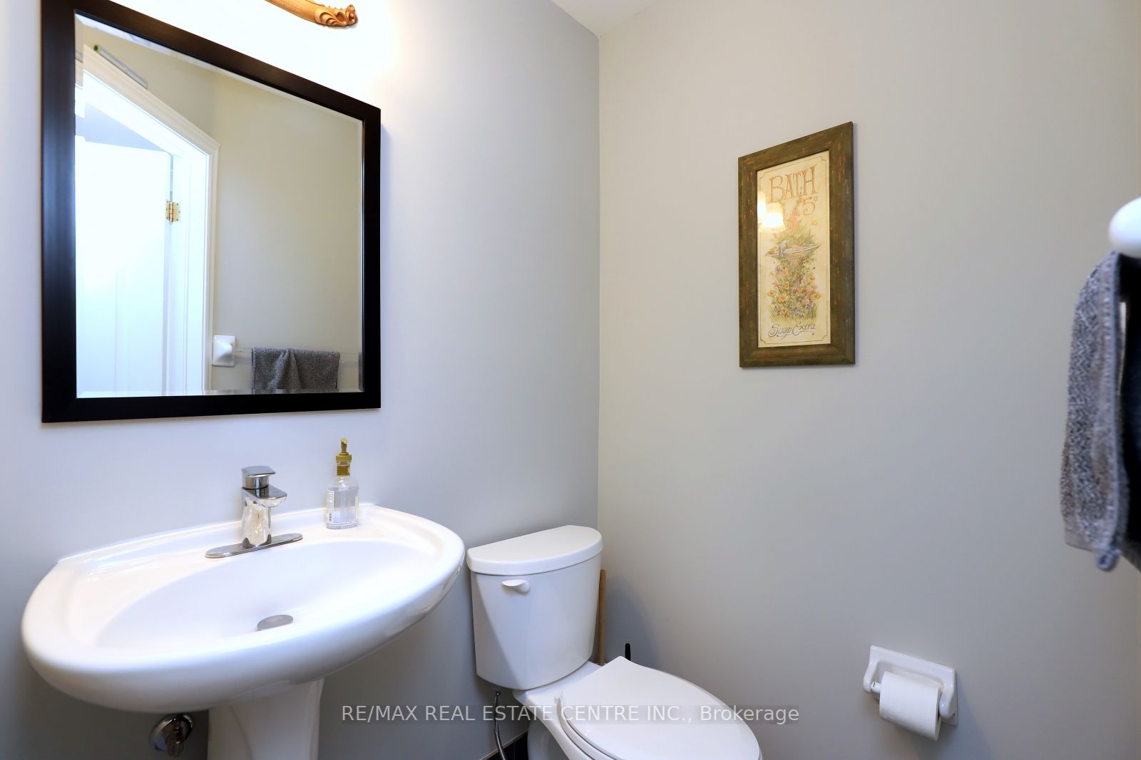 130 Robert St, #26