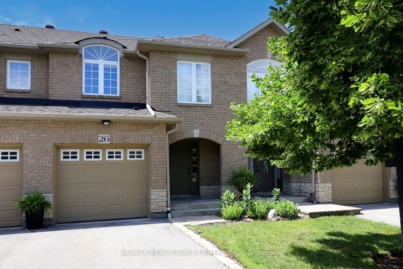 130 Robert St, #26