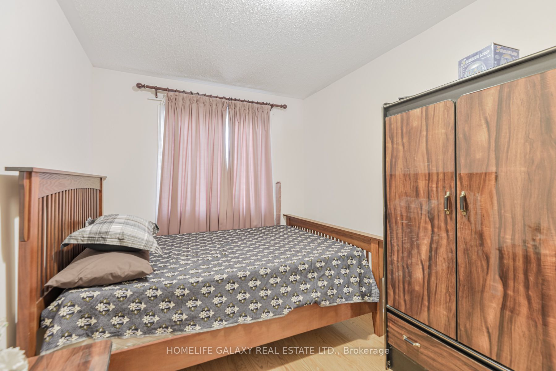 6 Bowsfield Rd