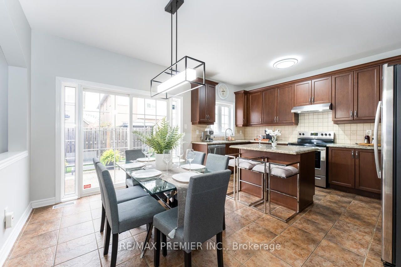 15 Oakhaven Rd