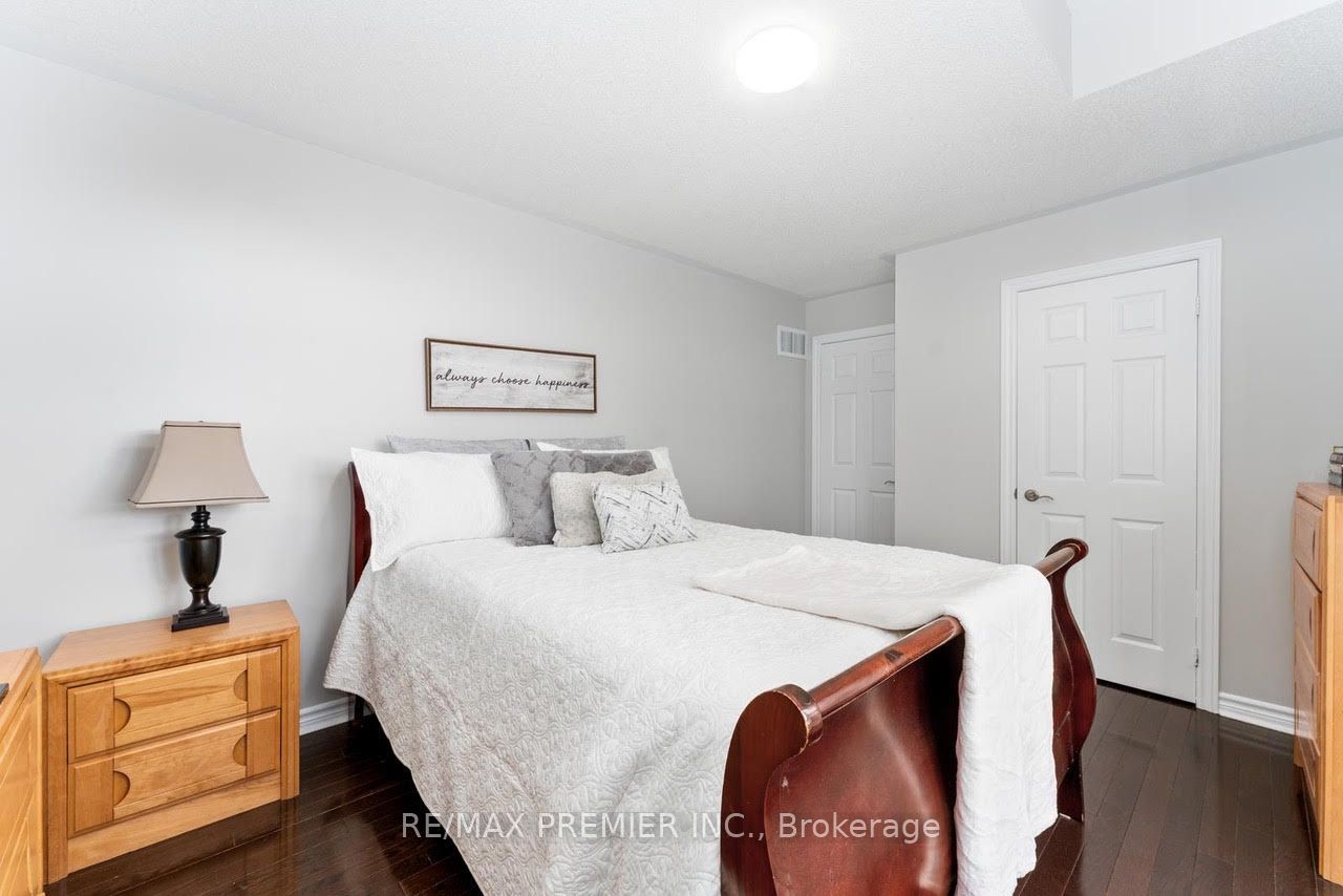 15 Oakhaven Rd