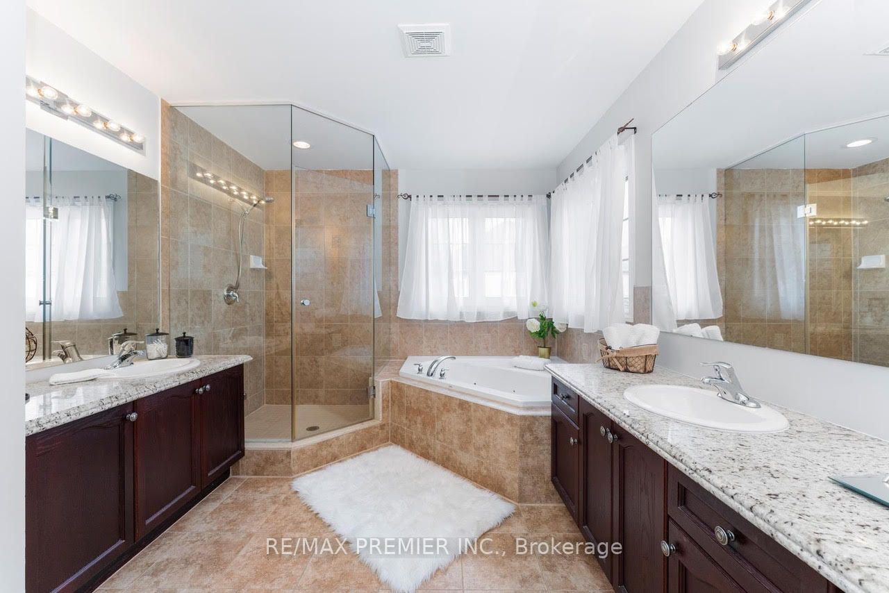 15 Oakhaven Rd