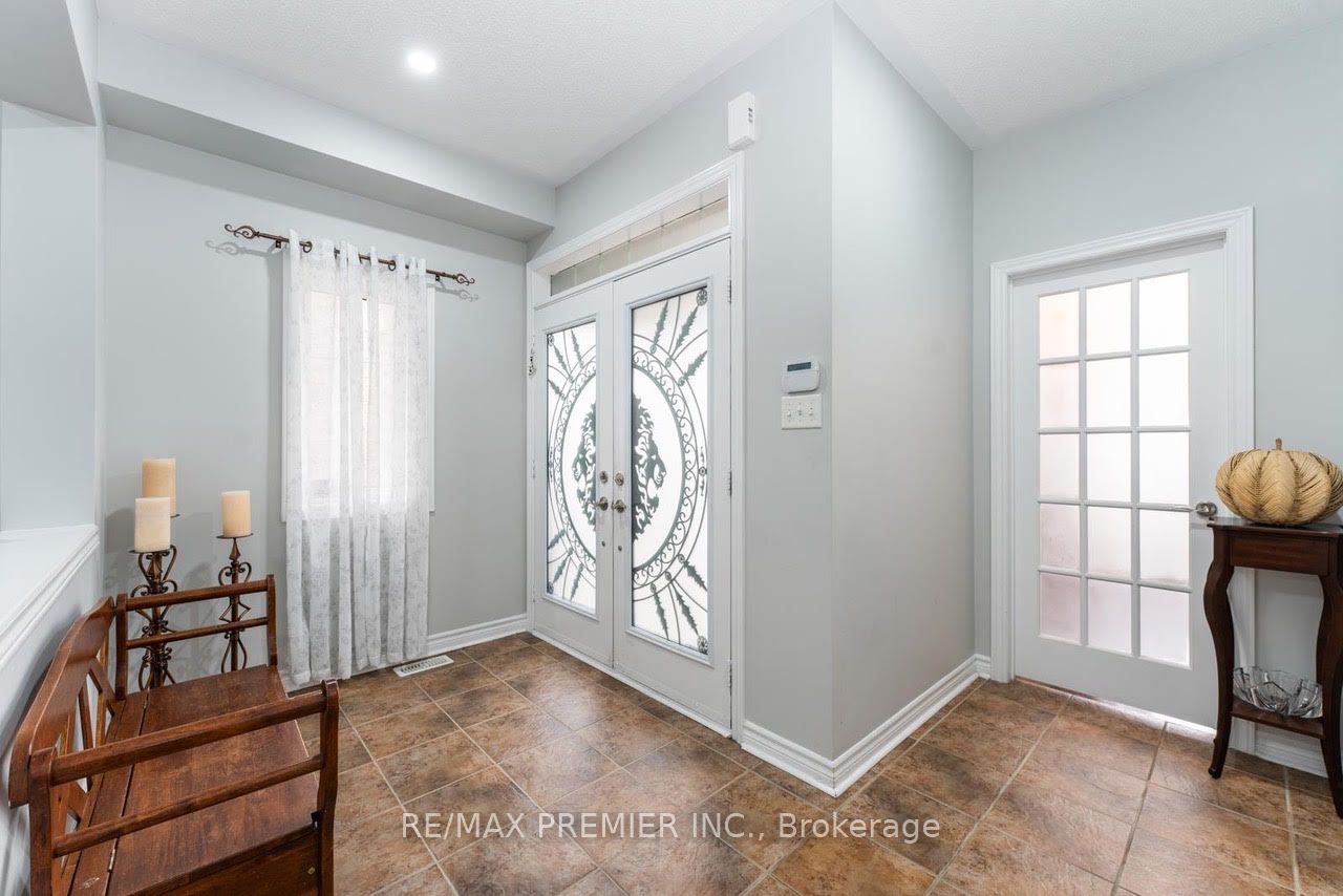 15 Oakhaven Rd