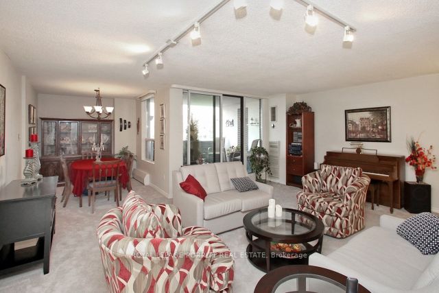 1515 Lakeshore Rd E, #1108