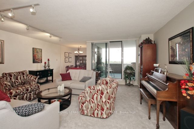 1515 Lakeshore Rd E, #1108
