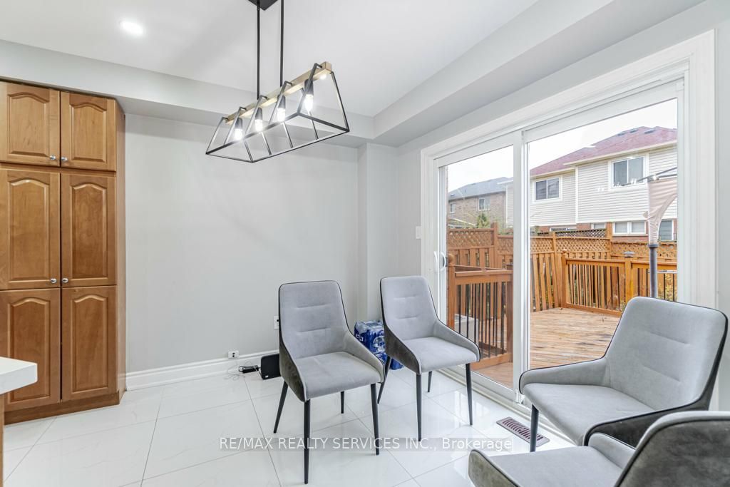 20 Edenvalley Rd