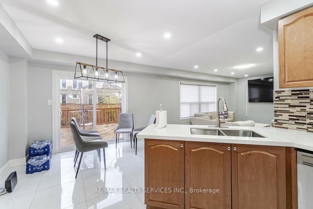 20 Edenvalley Rd